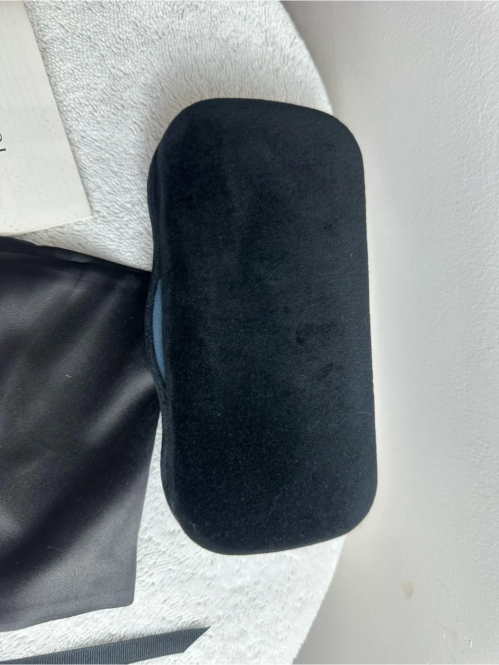 Gucci Black Velvet Eyewear Case with Drawstring Pouch